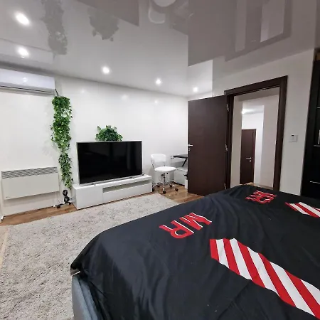 Odiseas Villa *
